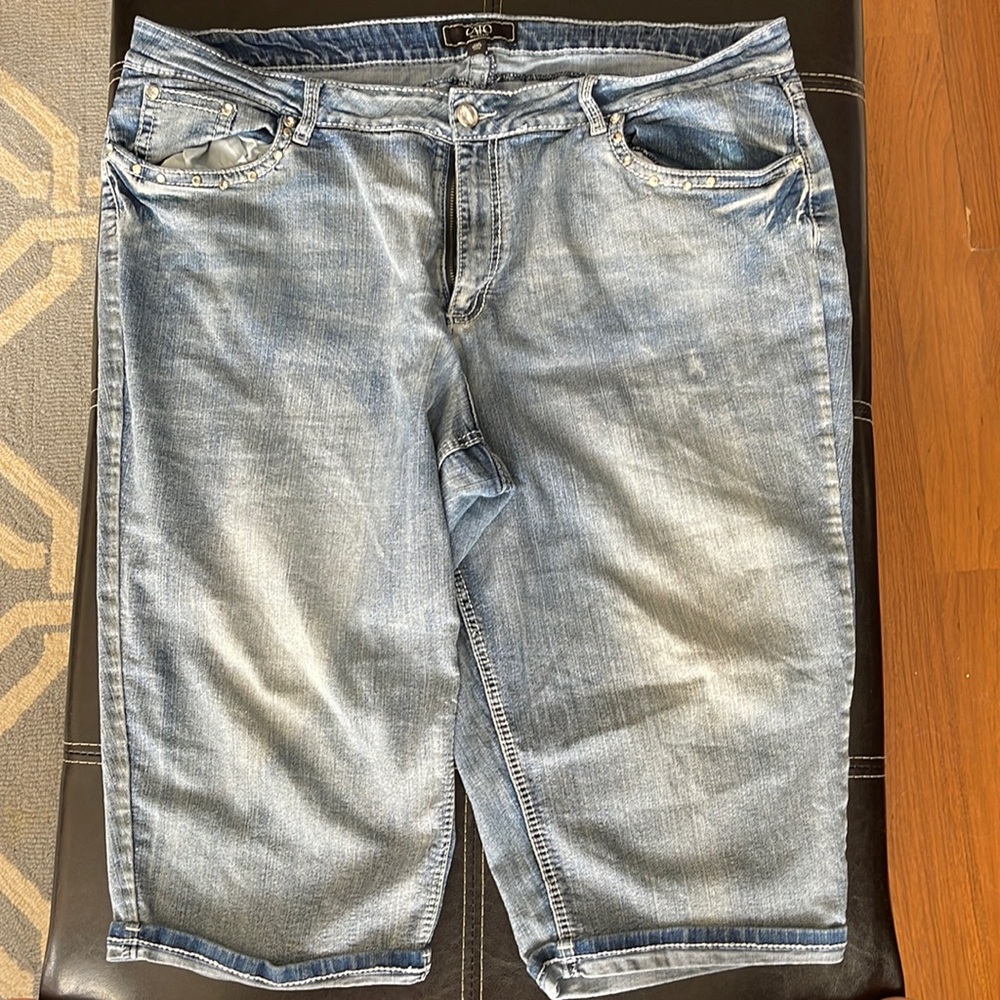 Cato women’s 24w denim Bermuda shorts